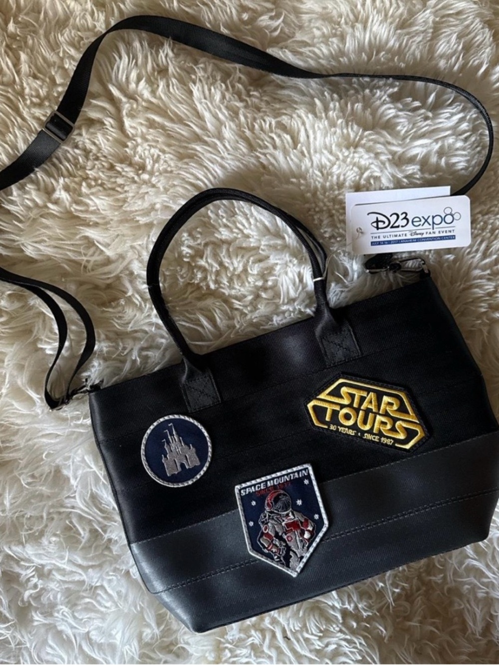 Harveys D23 Expo Exclusive Disney Streamline Purse BNWT